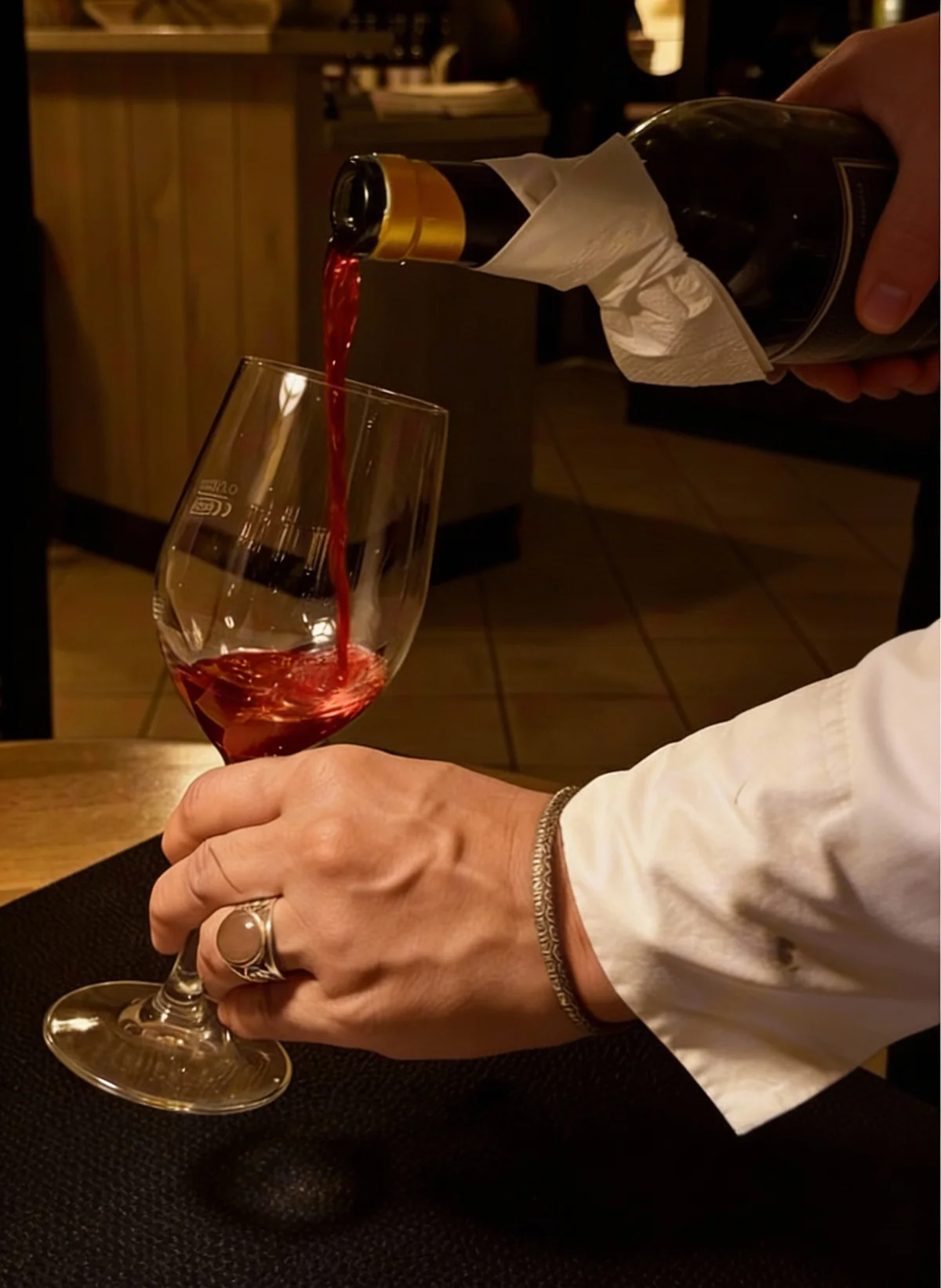 Weinservice im Pavillon